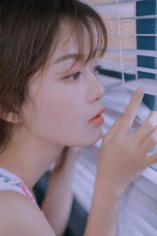 莫妮卡贝普奇