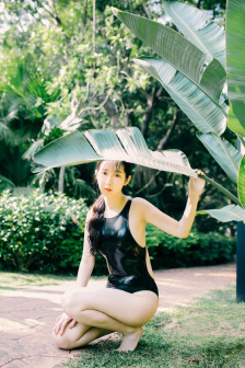 我和小姪女小婷上下耸动